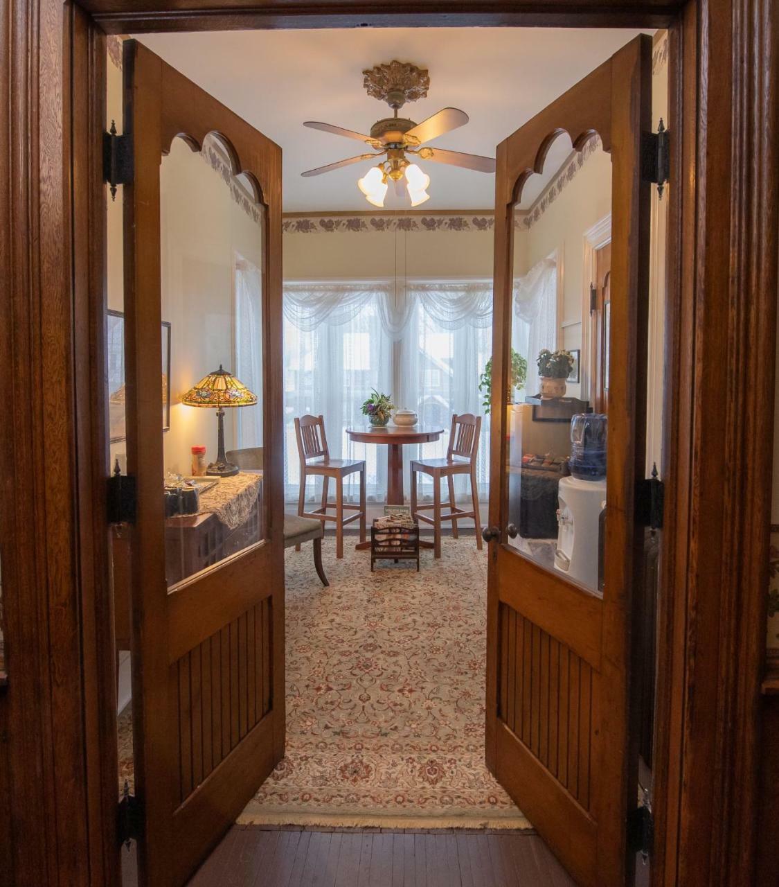 Spencer House Bed & Breakfast Erie Exterior photo